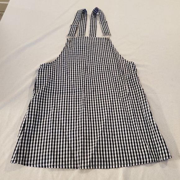 SHEIN Dresses & Skirts - Gingham Overall Dress SHEIN Size M GUC
